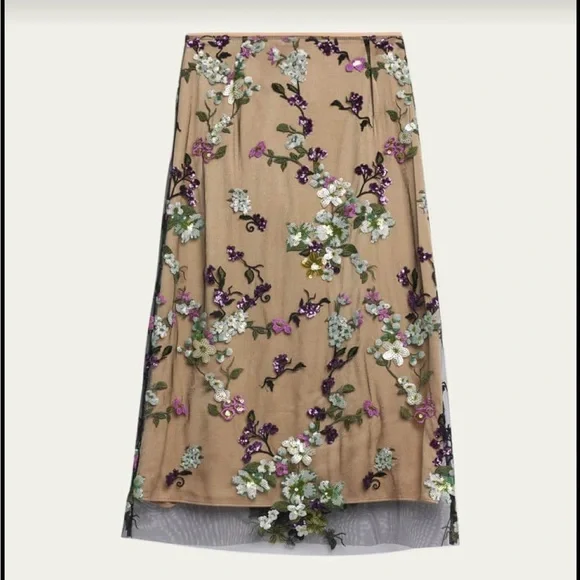 VINCE Begonia Sequined Skirt - Picture 2 of 11